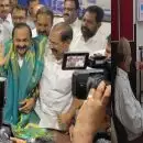 മുഖ്യമന്ത്രിയായി വി ഡി സതീശന്റെ സത്യപ്രതിജ്ഞ തിങ്കളാഴ്ച; രാഹുല്‍ ഗാന്ധിയും പ്രിയങ്കയും ഖാര്‍ഗെയുമെത്തും; കോണ്‍ഗ്രസ് മുഖ്യമന്ത്രിമാരും ദേശീയ നേതാക്കളുമെത്തും, തമിഴ്‌നാട് മുഖ്യമന്ത്രി വിജയും എത്തിയേക്കും