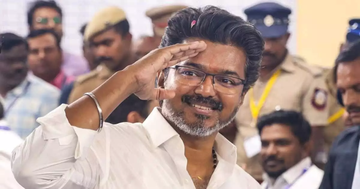 'വാഗ്ദാനങ്ങൾ നൽകി വഞ്ചിക്കില്ല, പറഞ്ഞ കാര്യങ്ങൾ എല്ലാം നടപ്പാക്കും'; പുതിയ യുഗം ഇവിടെ തുടങ്ങുന്നുവെന്ന് മുഖ്യമന്ത്രി വിജയ്
