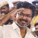 'വാ​ഗ്ദാനങ്ങൾ നൽകി വഞ്ചിക്കില്ല, പറഞ്ഞ കാര്യങ്ങൾ എല്ലാം നടപ്പാക്കും'; പുതിയ യു​ഗം ഇവിടെ തുടങ്ങുന്നുവെന്ന് മുഖ്യമന്ത്രി വിജയ്