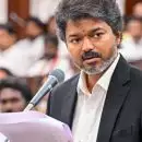 തമിഴ്‌നാട് മന്ത്രിസഭ വിപുലീകരിച്ച് വിജയ്; 21 ടിവികെ എംഎൽഎമാരും 2 കോൺഗ്രസ് എംഎൽഎമാരും സത്യപ്രതിജ്ഞ ചെയ്തു
