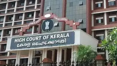 നടിയെ ആക്രമിച്ച കേസ്; പുനരന്വേഷണം ആവശ്യപ്പെട്ട് അതിജീവിത നൽകിയ ഹർജി പരിഗണിക്കുന്നതിൽ നിന്ന് ജഡ്ജി പിന്മാറി