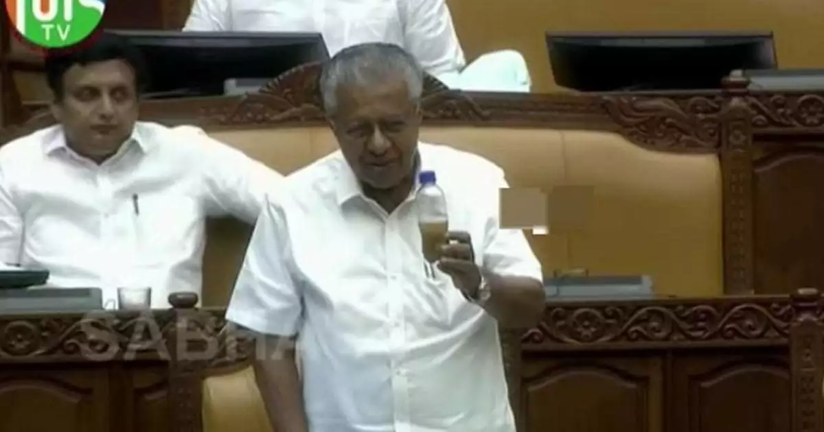 'പ്രതിഷേധ മാർച്ചിൽ പ്രവർത്തകർക്ക് നേരെ പൊലീസ് ചിറ്റിയത് മലിനജലം, അമീബിക് മസ്തിഷ്ക ജ്വരം പരത്തുന്ന വെള്ളമാകും'; ആവർത്തിക്കാൻ പാടില്ലെന്ന് പിണറായി വിജയൻ