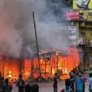 ജമ്മു കശ്മീരിൽ വൻ തീപിടുത്തം; എട്ട് കടകൾ കത്തിനശിച്ചു