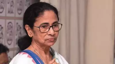 മമതക്ക് വീണ്ടും തിരിച്ചടി; പശ്ചിമ ബംഗാളിലെ എല്ലാ പാർട്ടി കമ്മിറ്റികളും പിരിച്ചുവിട്ടതായി തൃണമൂൽ കോൺഗ്രസ്