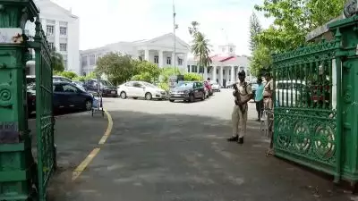 'സമരഗേറ്റ്' വീണ്ടും അടച്ചു; സെക്രട്ടേറിയറ്റിൽ വീണ്ടും മാധ്യമനിയന്ത്രണം