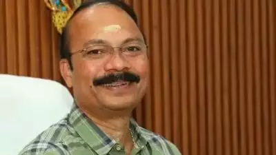 ശബരിമല സ്വര്‍ണപ്പാളി കൈമാറ്റ കേസ്; പി എസ് പ്രശാന്തിനും അജികുമാറിനും എസ്‌ഐടി നോട്ടീസ്, അടുത്ത ആഴ്ച ചോദ്യം ചെയ്യലിന് ഹാജരാകാൻ നിർദേശം