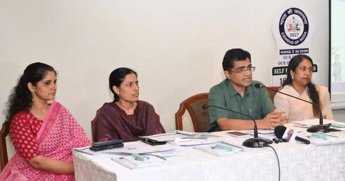പ്രവാസി മലയാളികൾക്ക് ബാധകമാകില്ല; ജനങ്ങൾക്ക് വിവരങ്ങൾ സ്വയം രേഖപ്പെടുത്താൻ സെൽഫ് എന്യുമറേഷൻ സെൻസസ് നടപടികൾക്ക് ഇന്ന് തുടക്കം