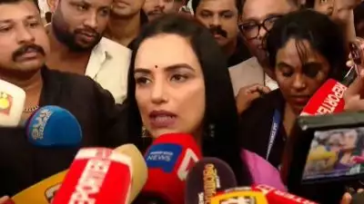 ‘പിക്ച്ചർ അബി ബാക്കി ഹേ'; വരവ് ചെലവ് കണക്കുകളിൽ ആകെ കള്ളക്കളി, ശാസ്ത്രീയ ഓഡിറ്റിം​ഗ് നടത്തണം; അമ്മയിൽ നിന്നുള്ള ഇറങ്ങിപ്പോക്കിൽ ശ്വേത മേനോൻ