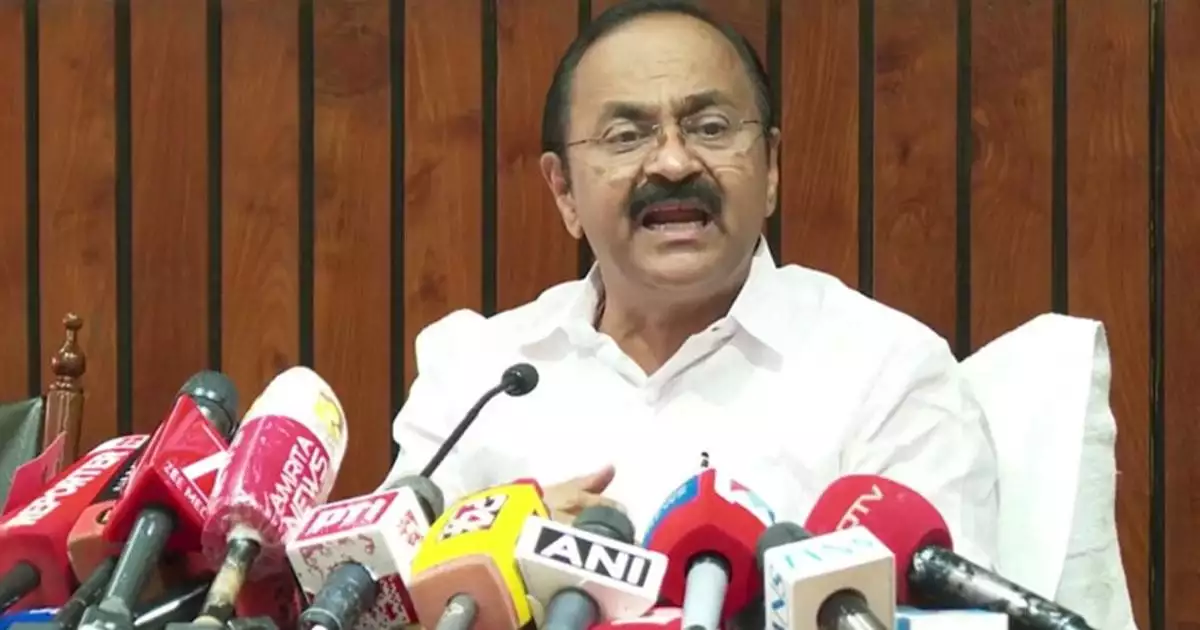 'മെഡിസെപ്പ് തകർത്തത് എൽഡിഎഫ് സർക്കാർ, ഒരു രൂപ പോലും നികുതി കൂട്ടാതെ പരിധിക്കുള്ളിൽ നിന്ന് അവതരിപ്പിച്ച ബജറ്റ്'; പുതുയുഗ കേരളം സൃഷ്ടിക്കുമെന്ന് മുഖ്യമന്ത്രി