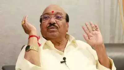 'കേസ് കൈകാര്യം ചെയ്യാൻ അന്വേഷണ ഉദ്യോഗസ്ഥന് സമയമില്ല, കോടതിയെ കളിയാക്കരുത്'; വെള്ളാപ്പള്ളി നടേശൻ പ്രതിയായ മൈക്രോഫിനാൻസ് തട്ടിപ്പ് കേസിൽ വിമർശിച്ച് ഹൈക്കോടതി